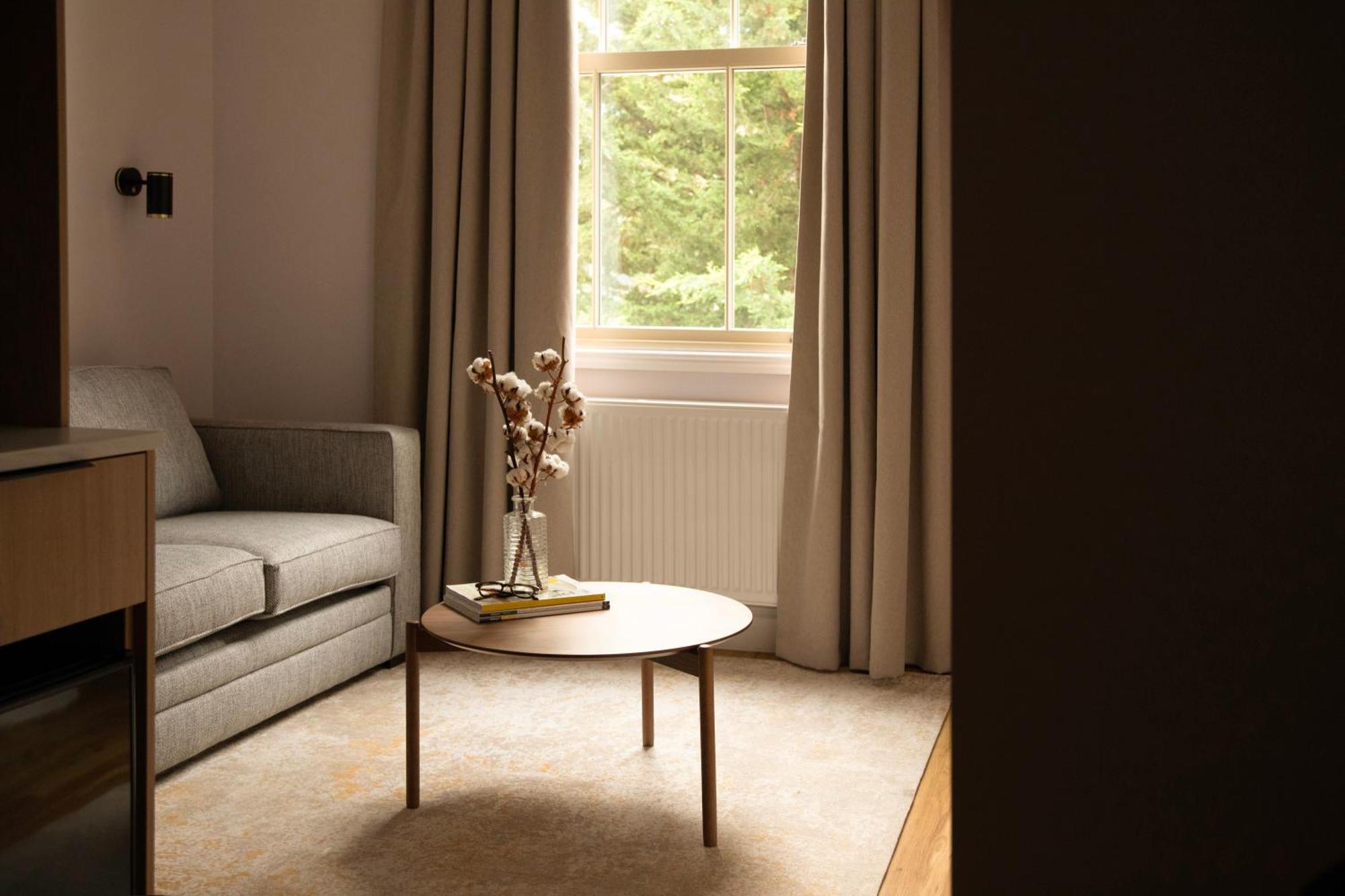 Bob W London Olympia Hotel Ngoại thất bức ảnh