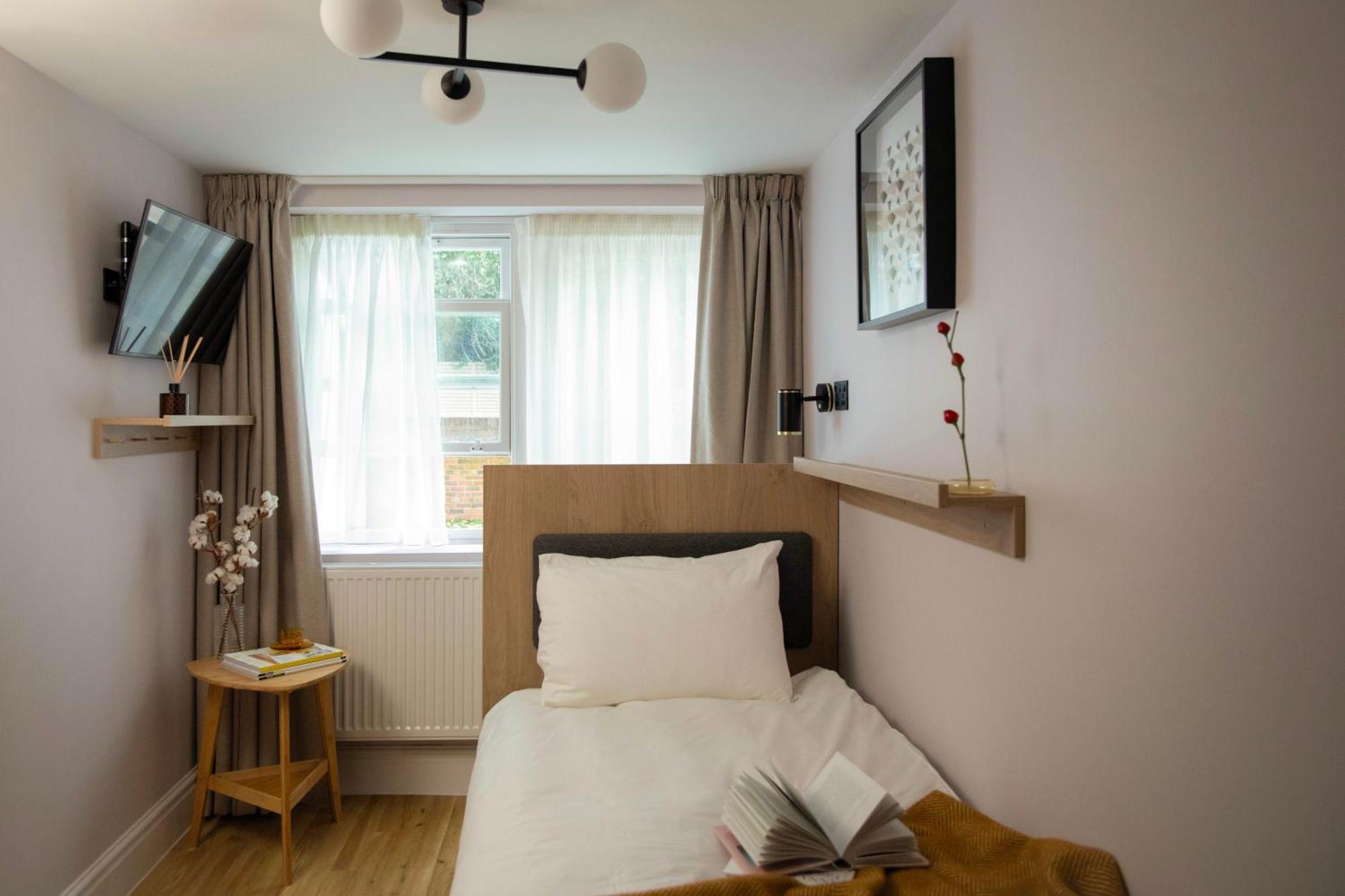 Bob W London Olympia Hotel Ngoại thất bức ảnh